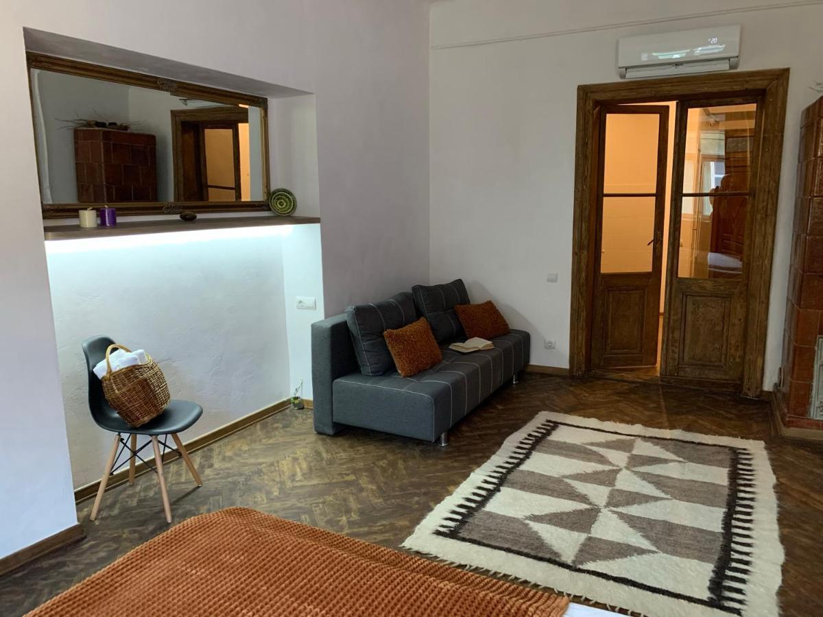 Center Lviv Rynok Square 17 Apartment Ngoại thất bức ảnh